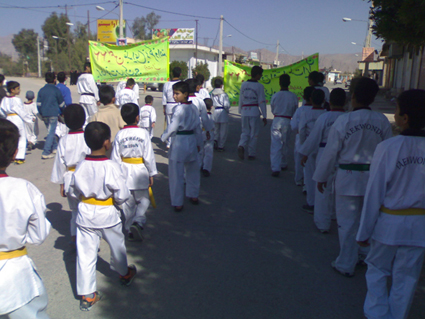 حضور پرشور تکواندوکاران جویمی در راهپیمایی 22 بهمن91